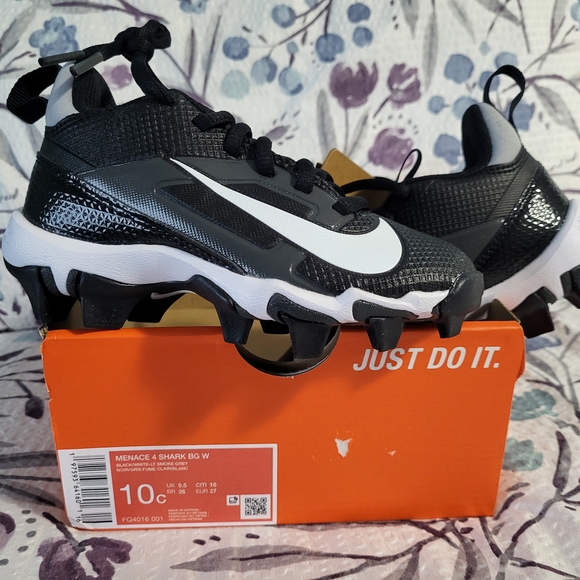 Nike Other - NEW Nike Alpha Menace 4 Shark Kids' Football Cleats, Size 10c